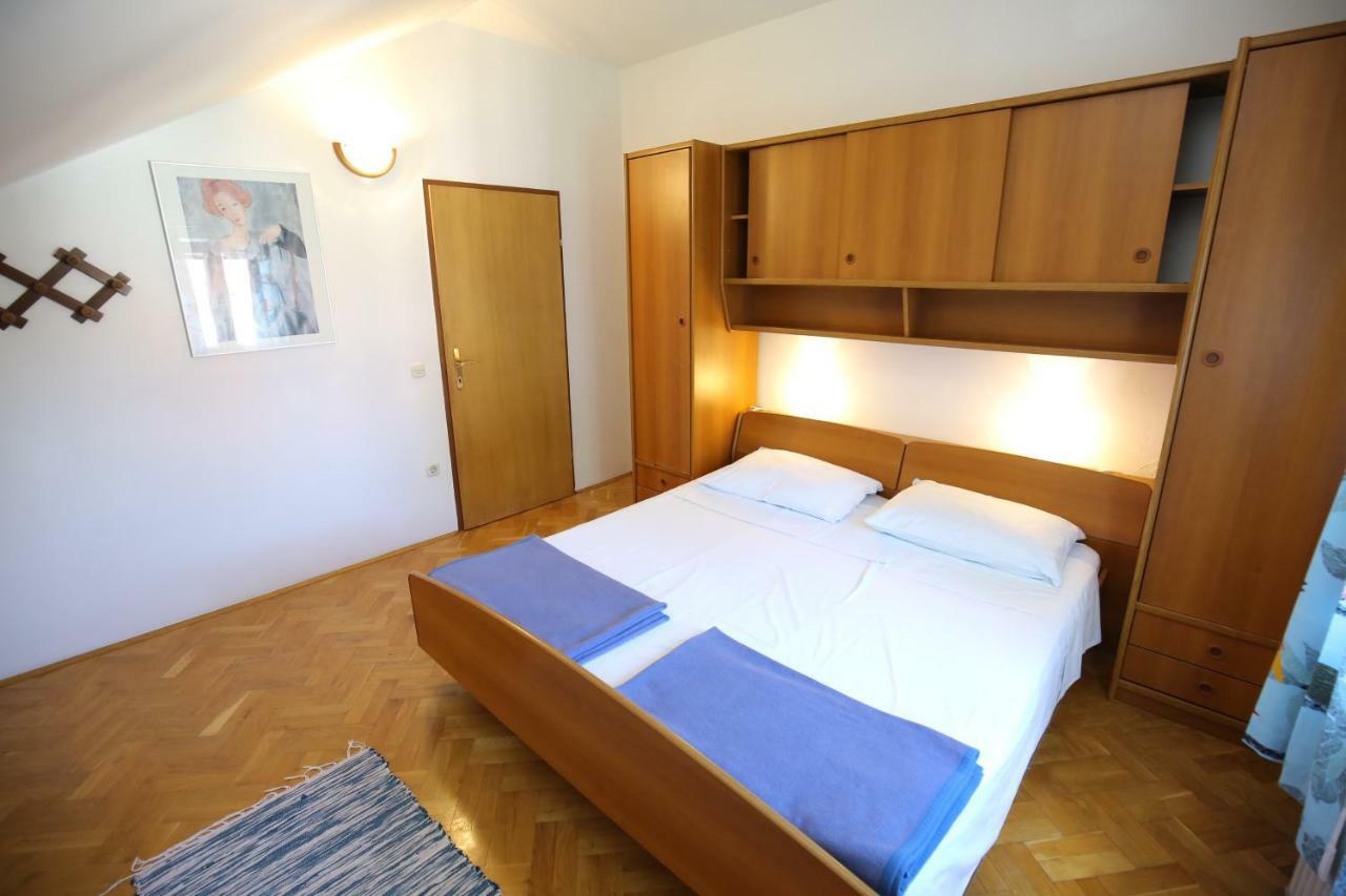Apartments Paleka Petrcane Esterno foto