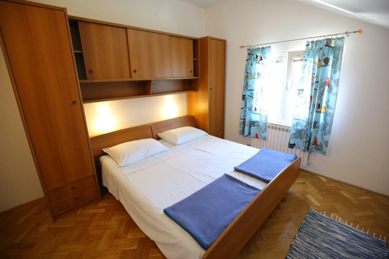 Apartments Paleka Petrcane Esterno foto